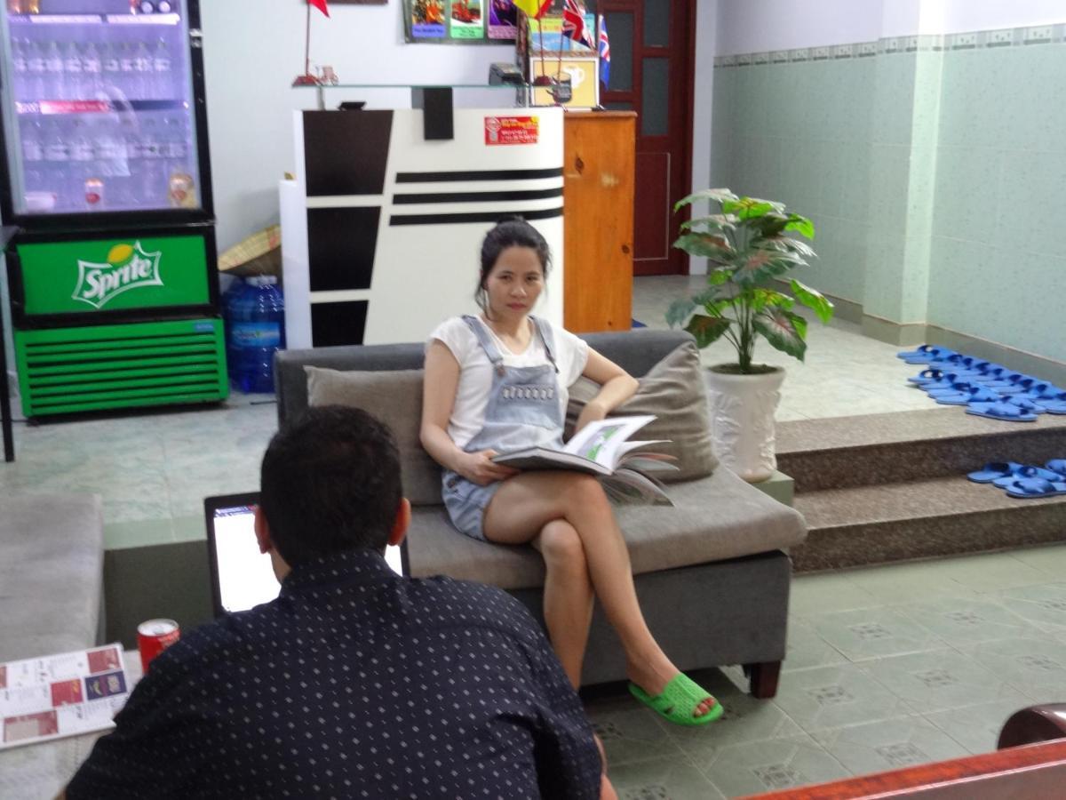 Language Exchange Hostel 2 โฮจิมินห์ซิตี้ ภายนอก รูปภาพ